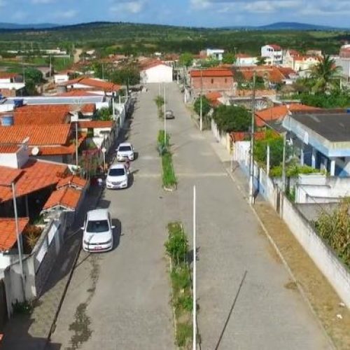 Suspeito efetua disparo em frente a comércio por ciúmes em Conceição do Coité