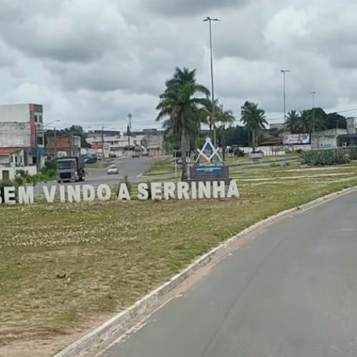 Prefeitura de Serrinha autoriza uso de detectores de metais na entrada de escolas municipais