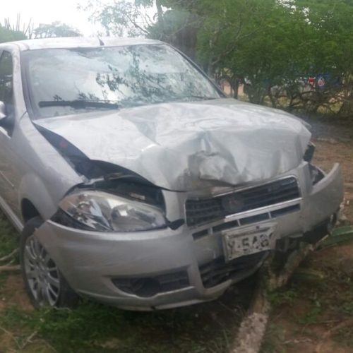 Pastor fica ferido após sofrer acidente na estrada de Ichu/Riachão