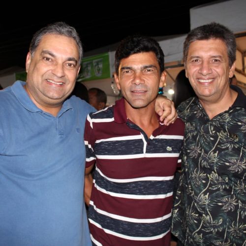 Luciano Araújo pré-candidato a deputado federal participa da Festa de Vaqueiros de Barreiros