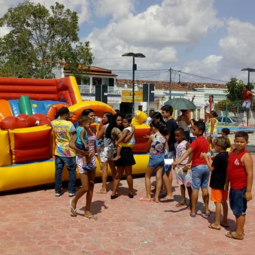 Rede TuxNet realiza evento dedicado ao dia das Crianças