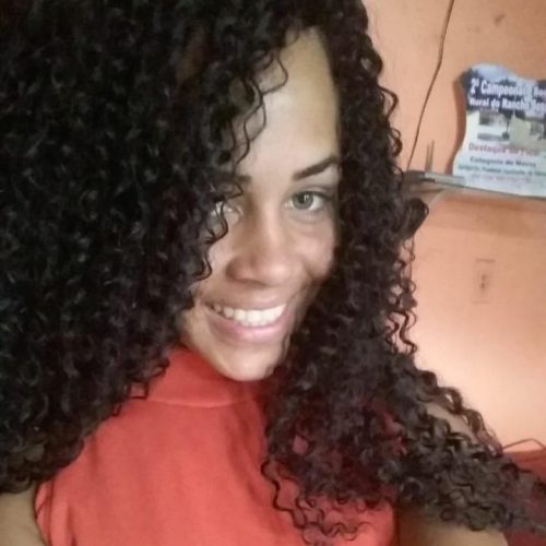 Após repercussão da notícia, garota desaparecida entra em contato com a família