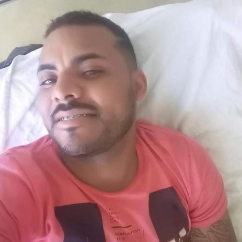 Polícia investiga se houve choque entre carro e moto que causou morte de jovem na Eliel Martins