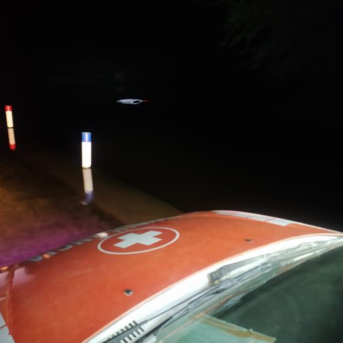 Veículo cai no Rio Jacuípe ao tentar atravessar na passagem molhada
