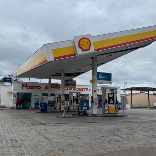 R. do Jacuípe: Vento forte causa prejuízo em Posto de Combustível