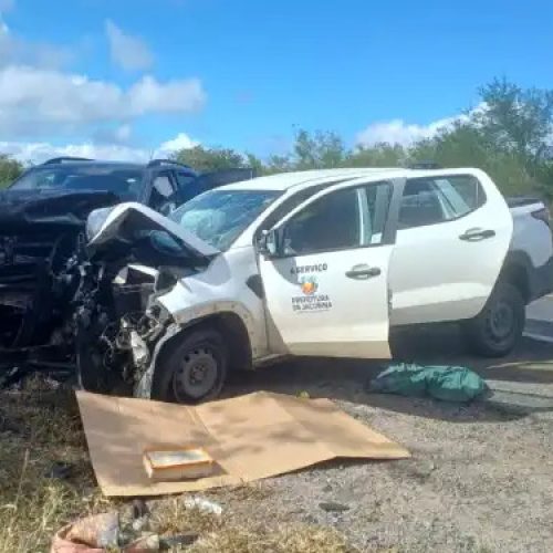 Carro da prefeitura de Jacobina se envolve em acidente em Riachão do Jacuípe