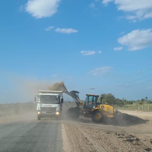Restauração da pavimentação é iniciada na BA-120, entre Monte Santo, Cansanção e Queimadas