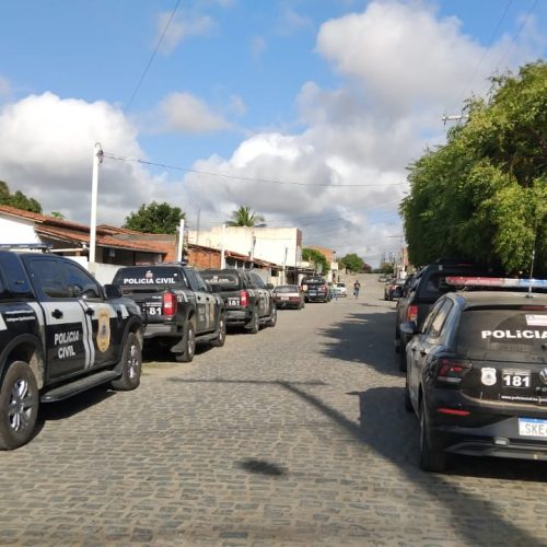 Operação “Riachão em Paz 2025” cumpre mandados e apreende drogas em Riachão do Jacuípe