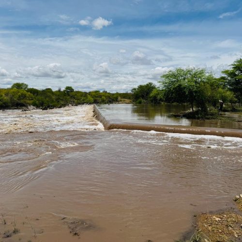 Barragem de Pilões registra aumento no nível da água após chuvas em R. do Jacuípe