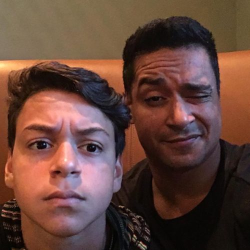 Xanddy impressiona ao mostrar semelhança com filho