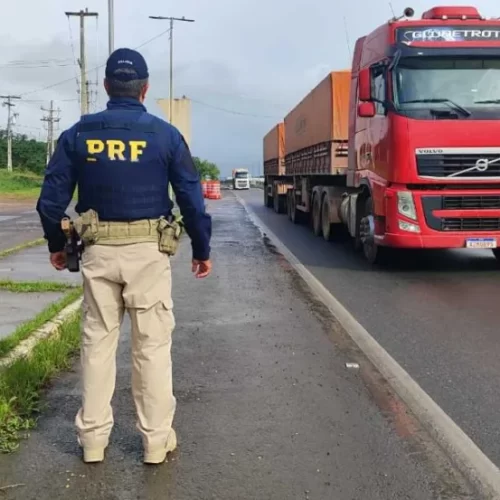 Operação Festejos Juninos: PRF reforça fiscalização nas BRs 324 e 116 durante o São João
