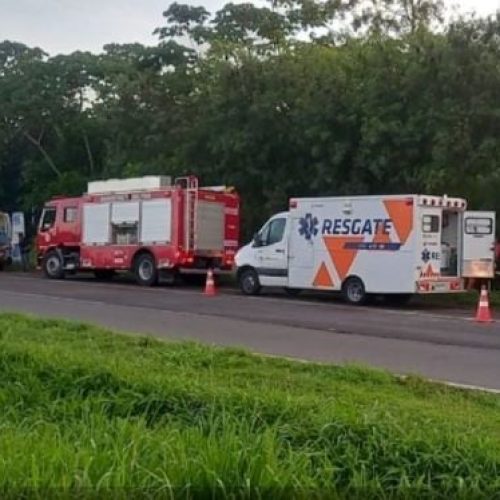 Acidente com micro-ônibus deixa 5 feridos na BR-324; vítimas fariam consultas em Salvador