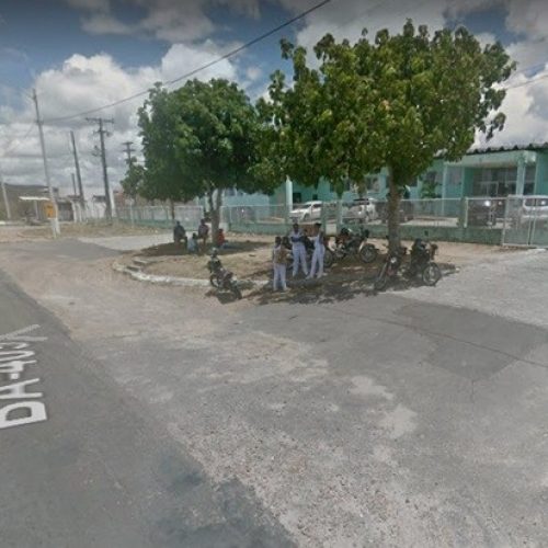 Mulher morre atropelada depois de se jogar na frente de ônibus em Serrinha