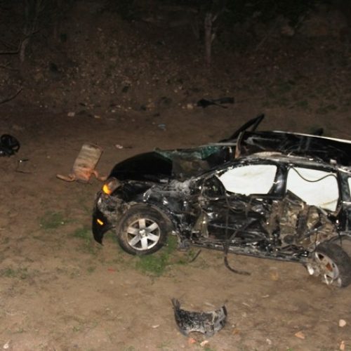 Colisão envolvendo carro e moto deixa dois mortos e seis feridos na saída Santaluz-Queimadas