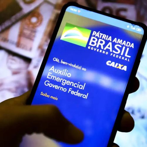 Governo cobra devolução de R$ 478,8 milhões recebidos indevidamente do Auxílio Emergencial