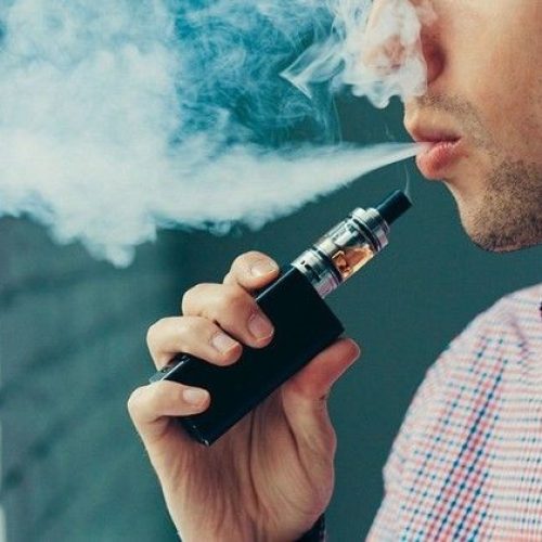 OMS alerta para aumento no uso de cigarros eletrônicos entre adolescentes em todo o mundo