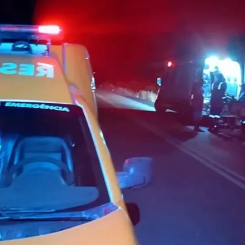 Jovem fica gravemente ferido após acidente de moto na BA-233, em Riachão do Jacuípe