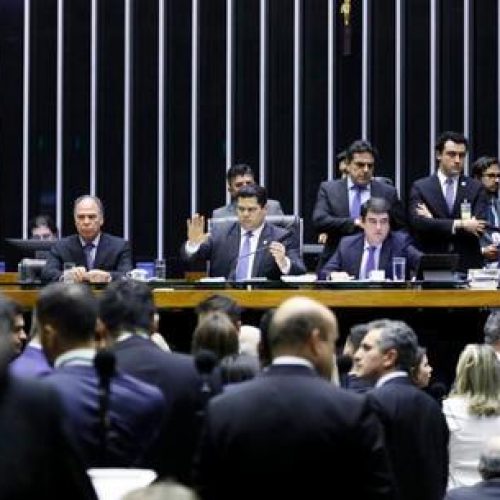 Congresso aprova crédito extra de R$ 248,9 bilhões para o governo