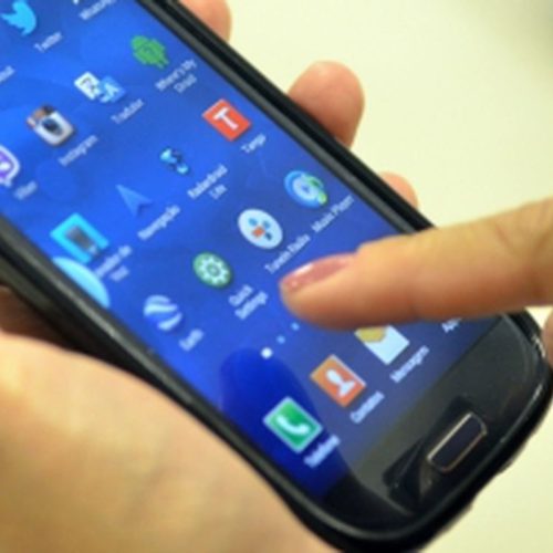 Mais de 60% dos jovens usam celular para pagamentos, indica pesquisa