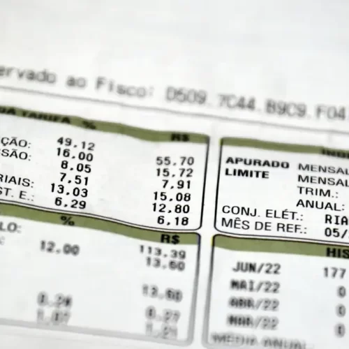 Fevereiro seguirá com bandeira tarifária verde na conta de luz