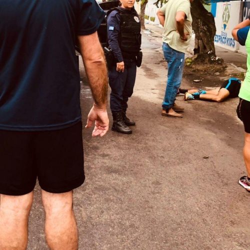 Dois homens são baleados em frente à Câmara Municipal de Serrinha