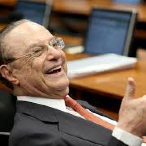 Laudo oficial conclui que Maluf pode cumprir pena na Papuda