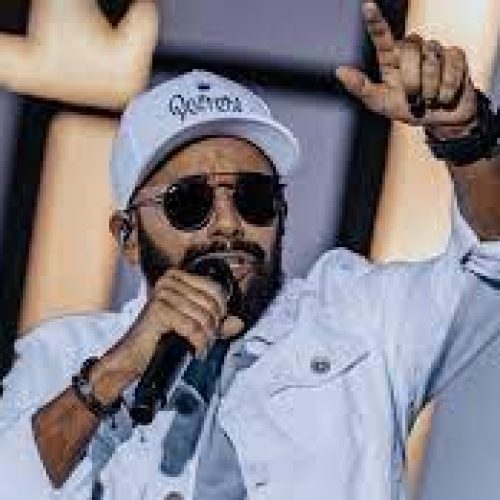 Banda Unha Pintada cancela shows após problemas de saúde com vocalista