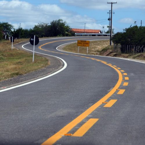 Homem morre ao bater moto em caminhão na estrada Nova Fátima/Capela