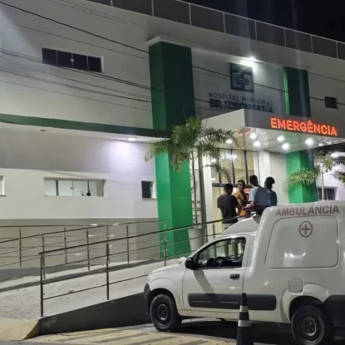 Homem é baleado por guarda civil após tentar agredir servidor em Queimadas