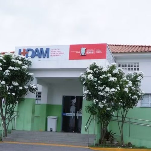 Homem é internado em Senhor do Bonfim com suspeita de intoxicação por metanol; Sesab acompanha o caso