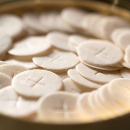 Igreja matriz de Anguera é invadida e sacrário é violado