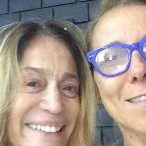 Suzana Vieira posta foto sem maquiagem e recebe elogio dos fãs