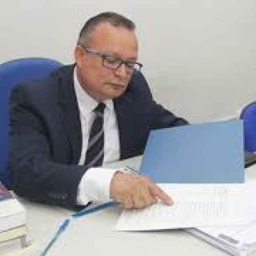 Juiz de Direito de Coité tem CNH suspensa pelo Detran. Magistrado afirma que teve placa do seu carro clonada