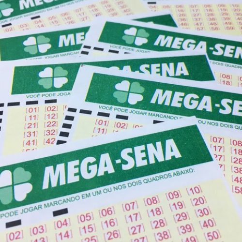 Mega-Sena pode pagar prêmio de R$ 30 milhões nesta quarta-feira