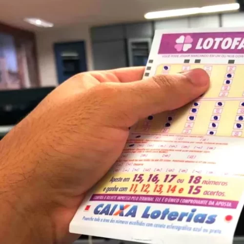 Aposta feita em Salvador acerta os 15 números e leva R$ 2,3 milhões da Lotofácil