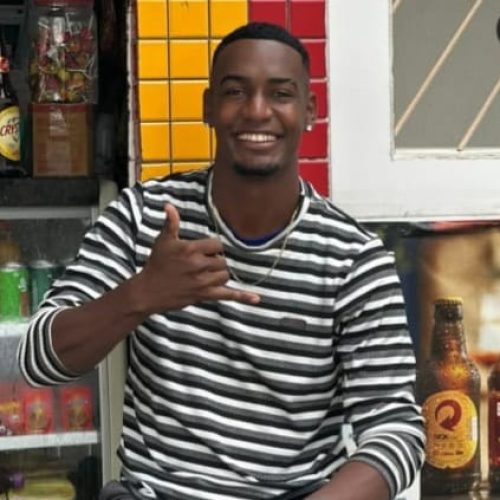 Jovem morre após grave acidente de moto em Valente na véspera do Natal