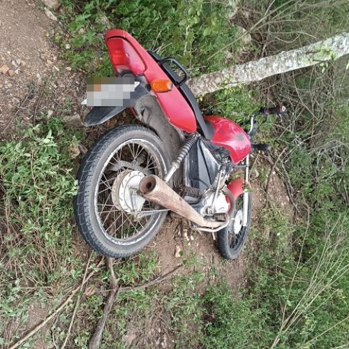 Corpo de professora é encontrado dentro de matagal na cidade de Ipecaetá