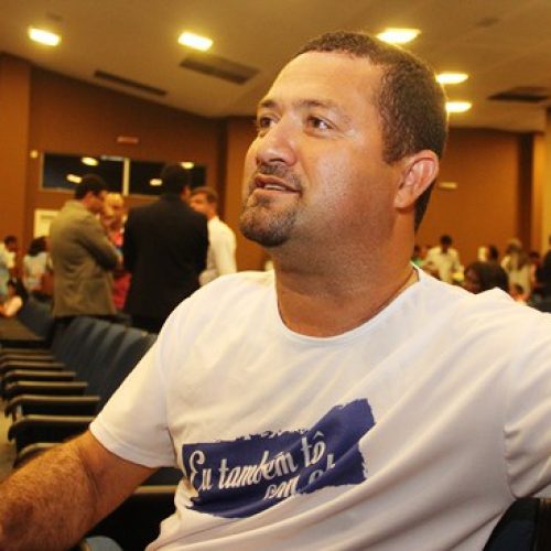 Ex-prefeito de Serrinha divulga nota afirmando que não perdeu direitos políticos e mantém pré-candidatura a deputado