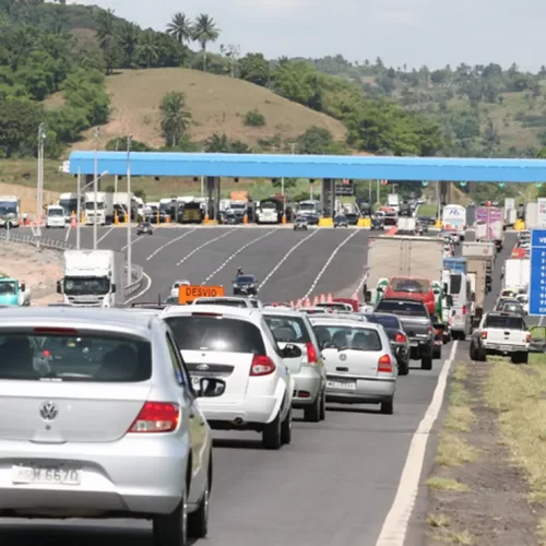 Limite de velocidade em trechos das BR-324 e BR-116 é reduzido após suspensão da cobrança de pedágio