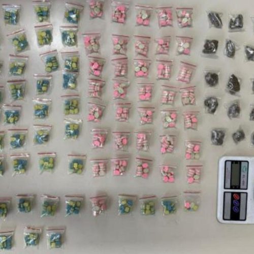 Polícia apreende mais de 700 comprimidos semelhantes a ecstasy em Serrinha