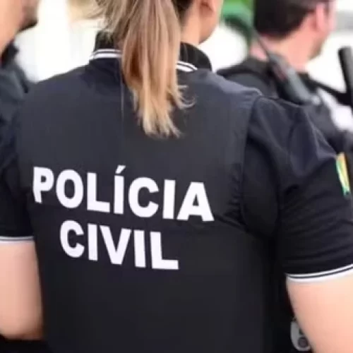 Homem tenta sufocar ex-companheira com pano embebido em ácido e é atingido por martelo pelo filho em Capim Grosso