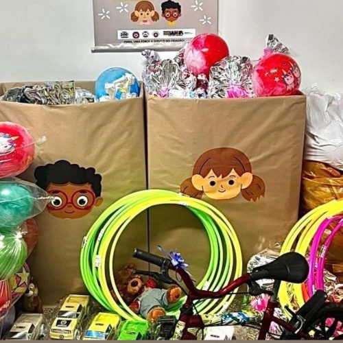 Polícia Militar espalha alegria no Dia das Crianças em Serrinha