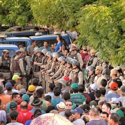 Tucano: Prefeito aciona PM para votação de projeto do Executivo na Câmara