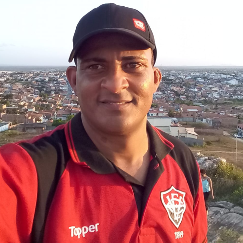 Homem é morto a facadas em Candeal e companheira dele é suspeita do crime