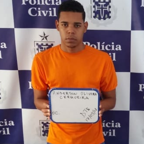 Homem é preso com 70 kg de maconha e pistola em Serrinha