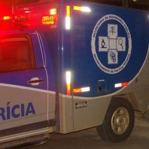 Corpo de jovem é encontrado com as mãos amarradas e tiros na cabeça