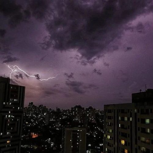 Bahia registra quase 10 mil raios nos primeiros cinco dias do ano