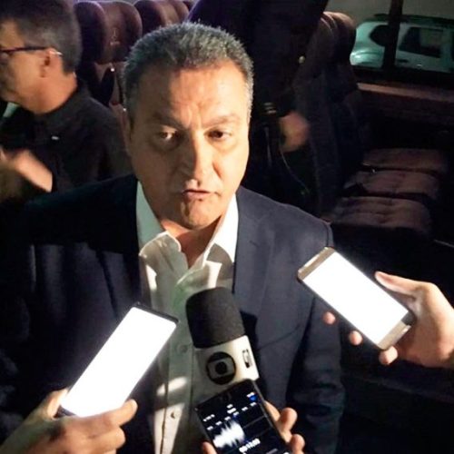 Rui Costa diz que não vai a inauguração de aeroporto, com Bolsonaro, em Vitória da Conquista
