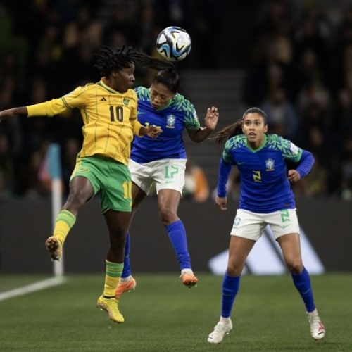 Brasil fica no 0 a 0 contra Jamaica e dá adeus à Copa
