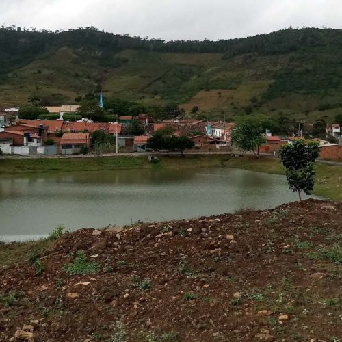 Idoso é assassinado a golpes de facão em Serra Preta; filho é suspeito do crime